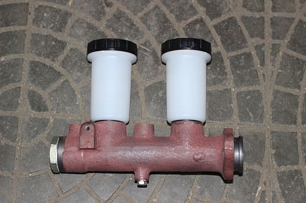 ЦИЛИНДР ГЛАВ. ТОРМОЗ. БЕЗ АПИ. УАЗ-469 (2 бачка) 3151-3505010